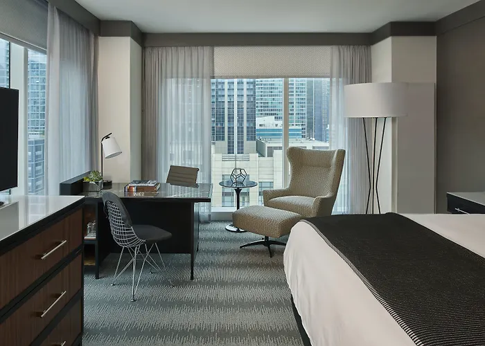 Loews 4* Chicago