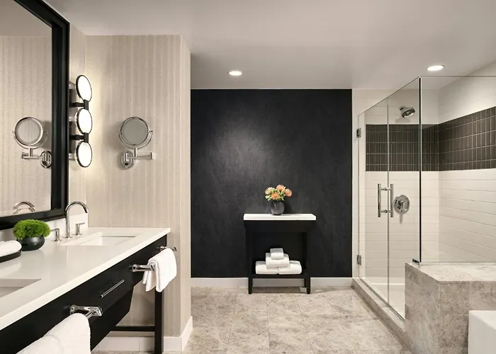 Loews 4* Chicago